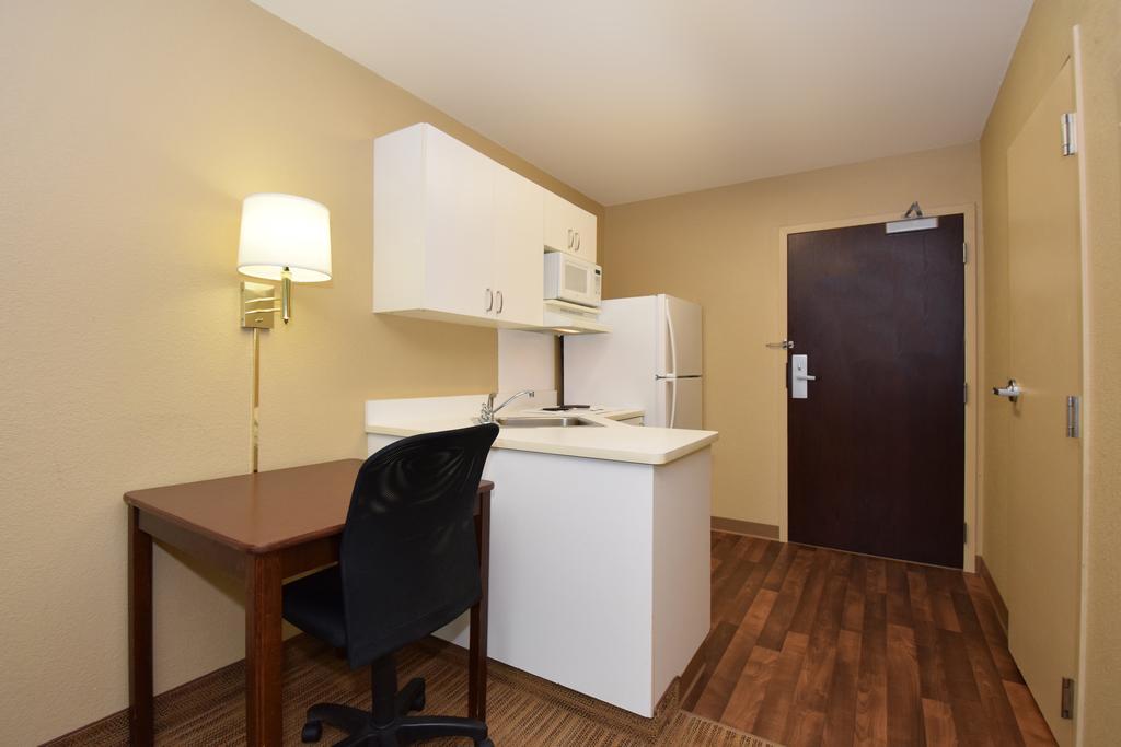 Extended Stay America Suites - Raleigh - Cary - Regency Parkway North Exterior photo