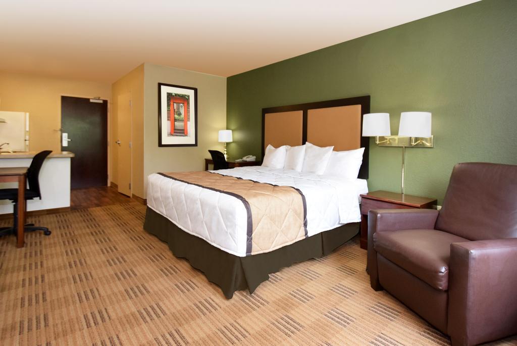 Extended Stay America Suites - Raleigh - Cary - Regency Parkway North Exterior photo